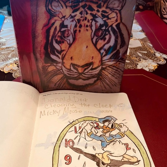 #0828+ WHT  12 Clear Refills Bottled Water Thee Golden Tiger Art Printed - Picture 6 of 9